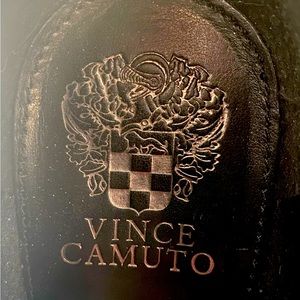 Vince Camuto ankle boots, good condition, super comfortable.